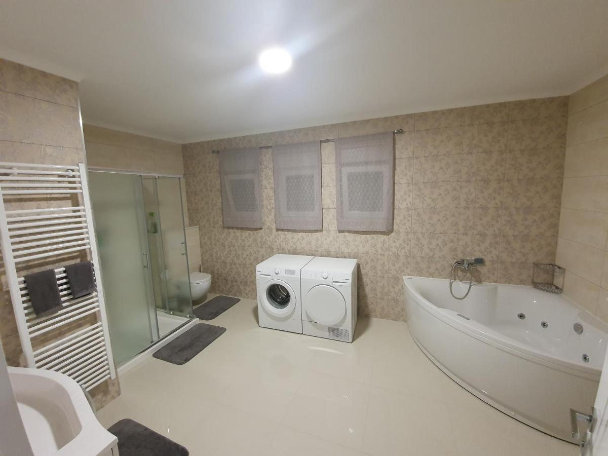 Apartman Libertas 포수셰 외부 사진